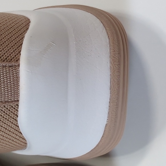 Clarks Cloudsteppers Circuit Tie Pale Peach Sneakers Size 7.5 - Picture 4 of 12